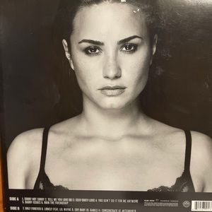 Demi Lovato’s Vinyl Record